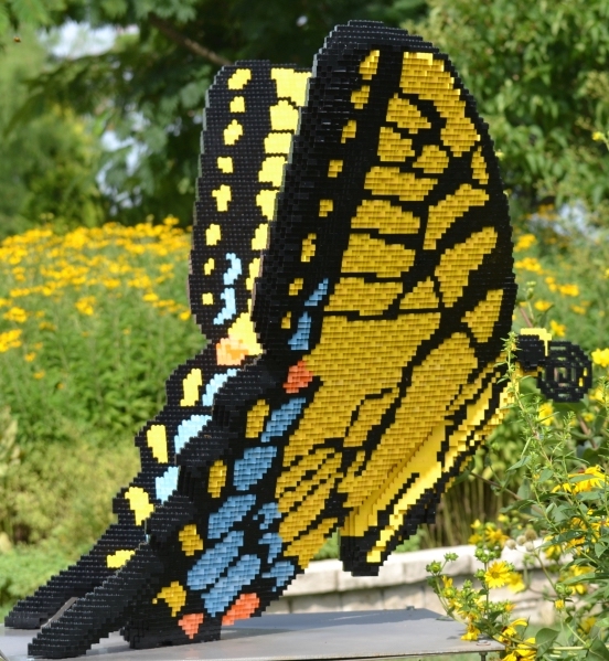 lego-butterfly-swallowtail